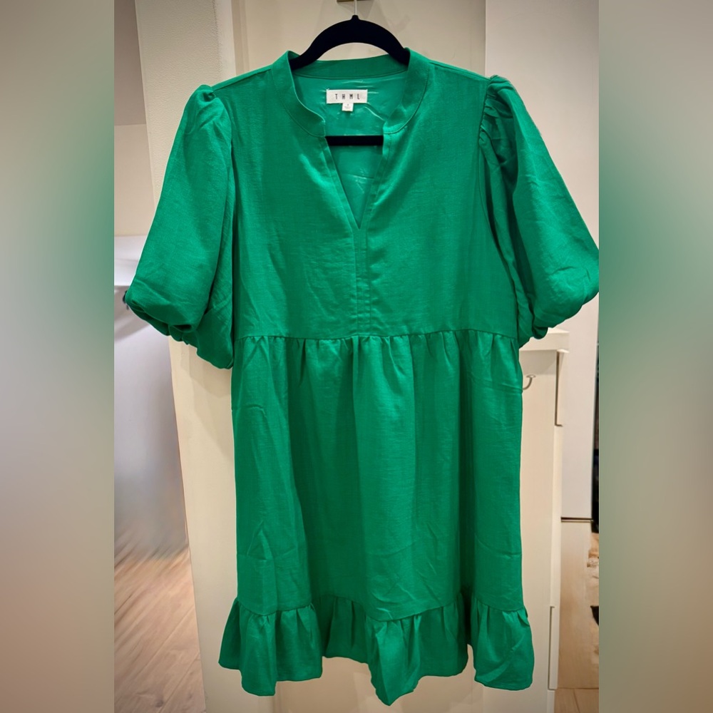 THML Vibrant Green Dress with Puff Sleeves